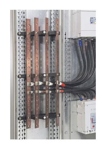 Изолирующий суппорт - 1 шина на полюс - до 400 А - XL³ 400//800